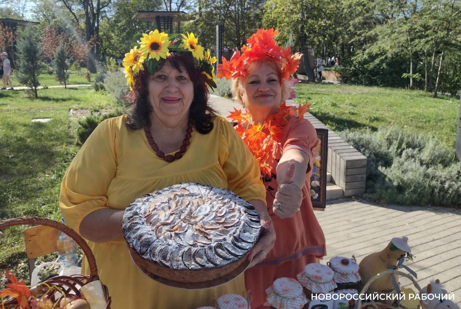 На пенсии жить только начинается! Личным примером доказали бабушки Новороссийска