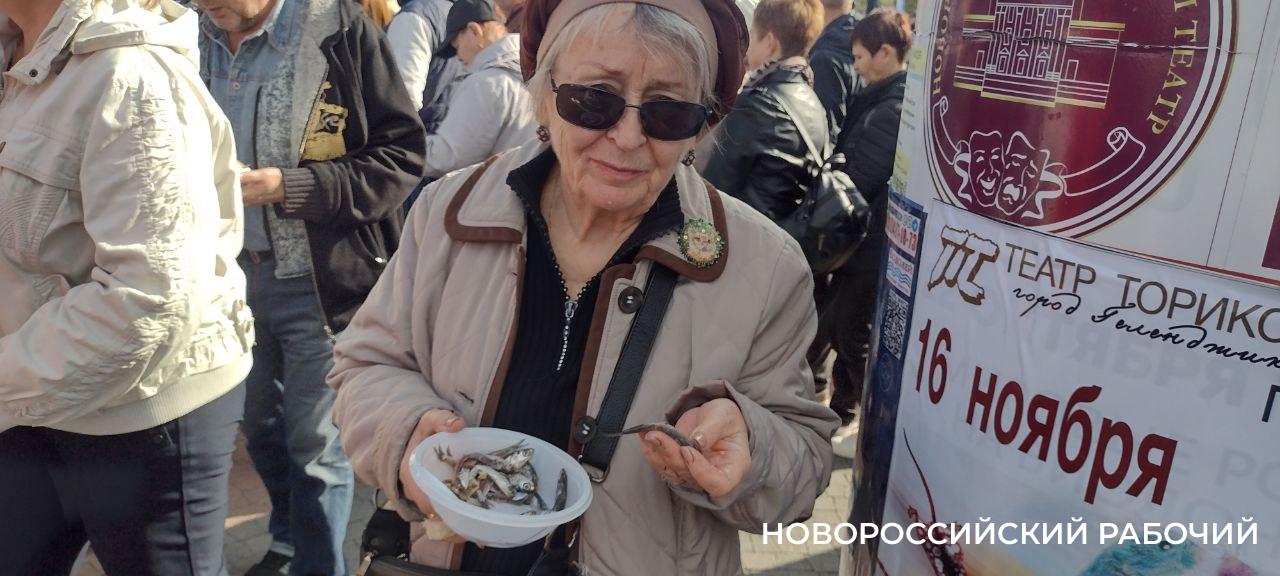 «Хамса для нас стала недосягаемой!» Пенсионер из Новороссийска не может позволить себе «золотую рыбку»