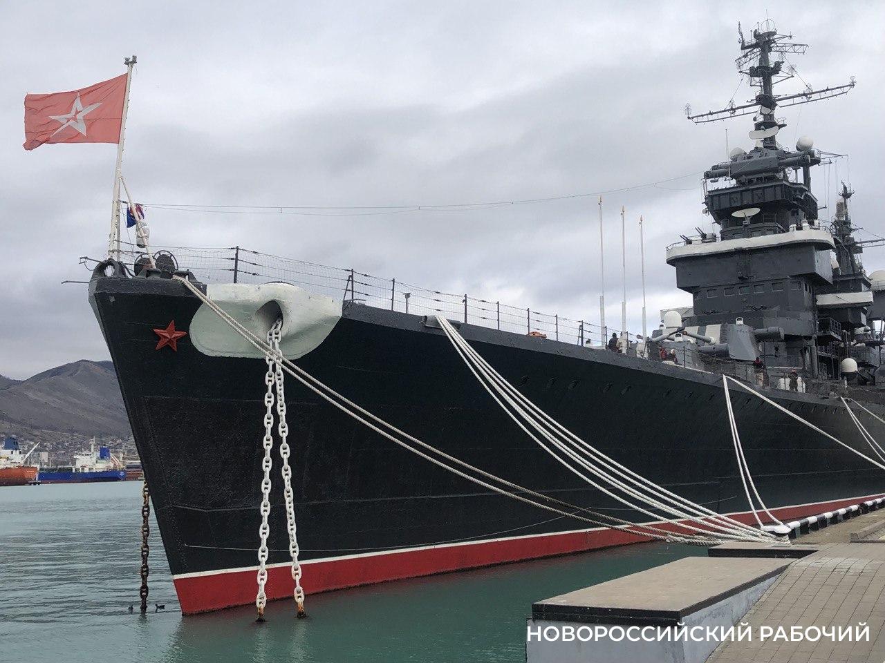 В Новороссийск вернут родные винты крейсера «Михаил Кутузов»
