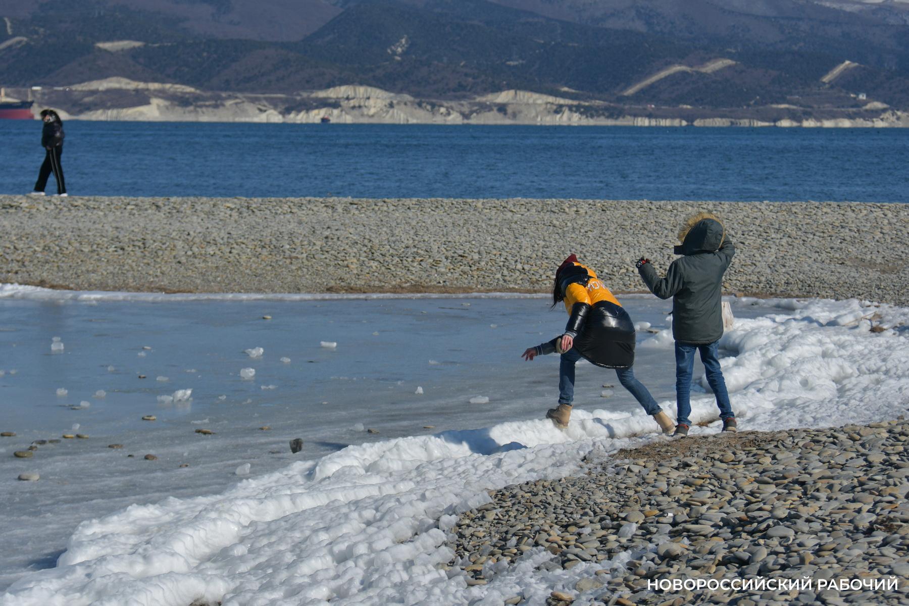 Советы дня на 11 января: о заводе «Прибой», лотерее и тайном приятеле