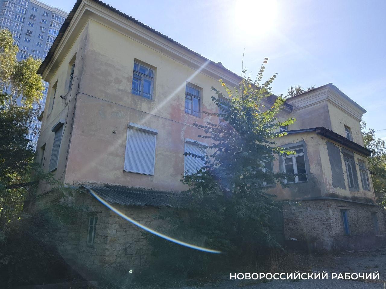 В Новороссийске начнут реконструкцию аварийного детсада, который закрыли 4 года назад