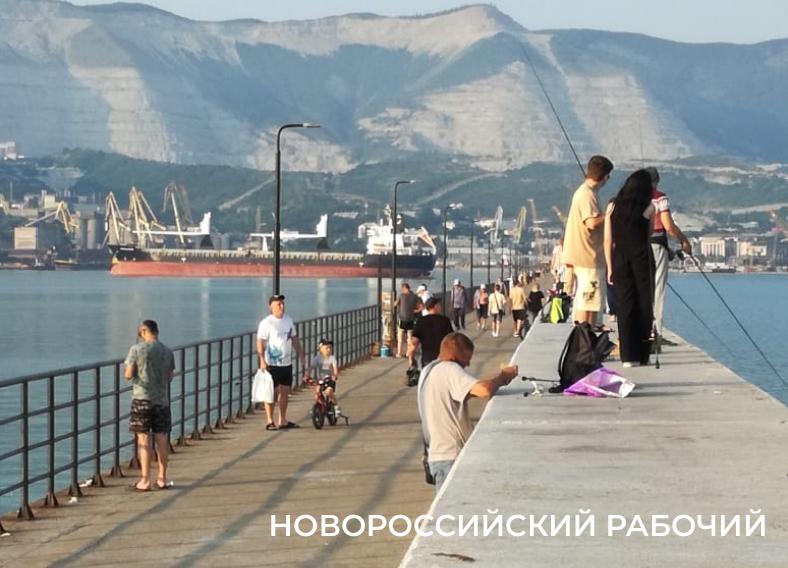 Советы дня на 4 августа: о шампанском, работающих женщинах и влиянии на людей