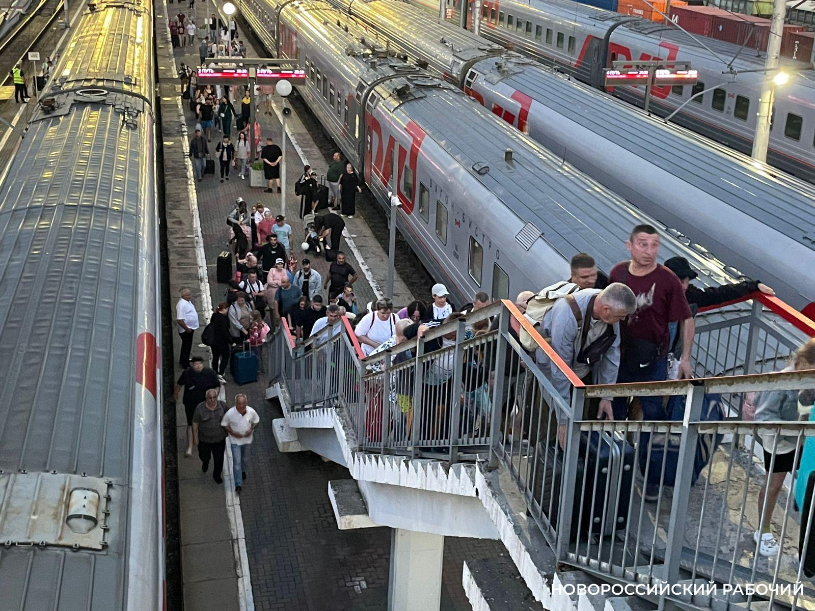 +100 тысяч! В Новороссийске посчитали летних туристов