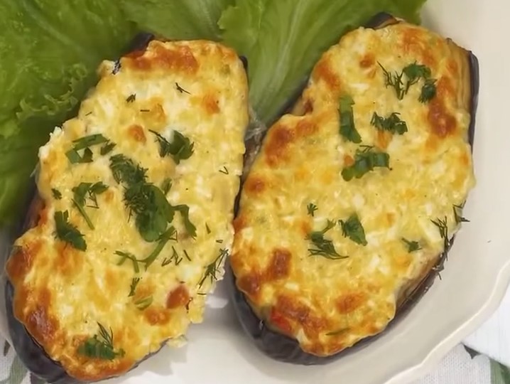 Запеченные баклажаны с сыром и яйцом – вкуснейшая закуска!