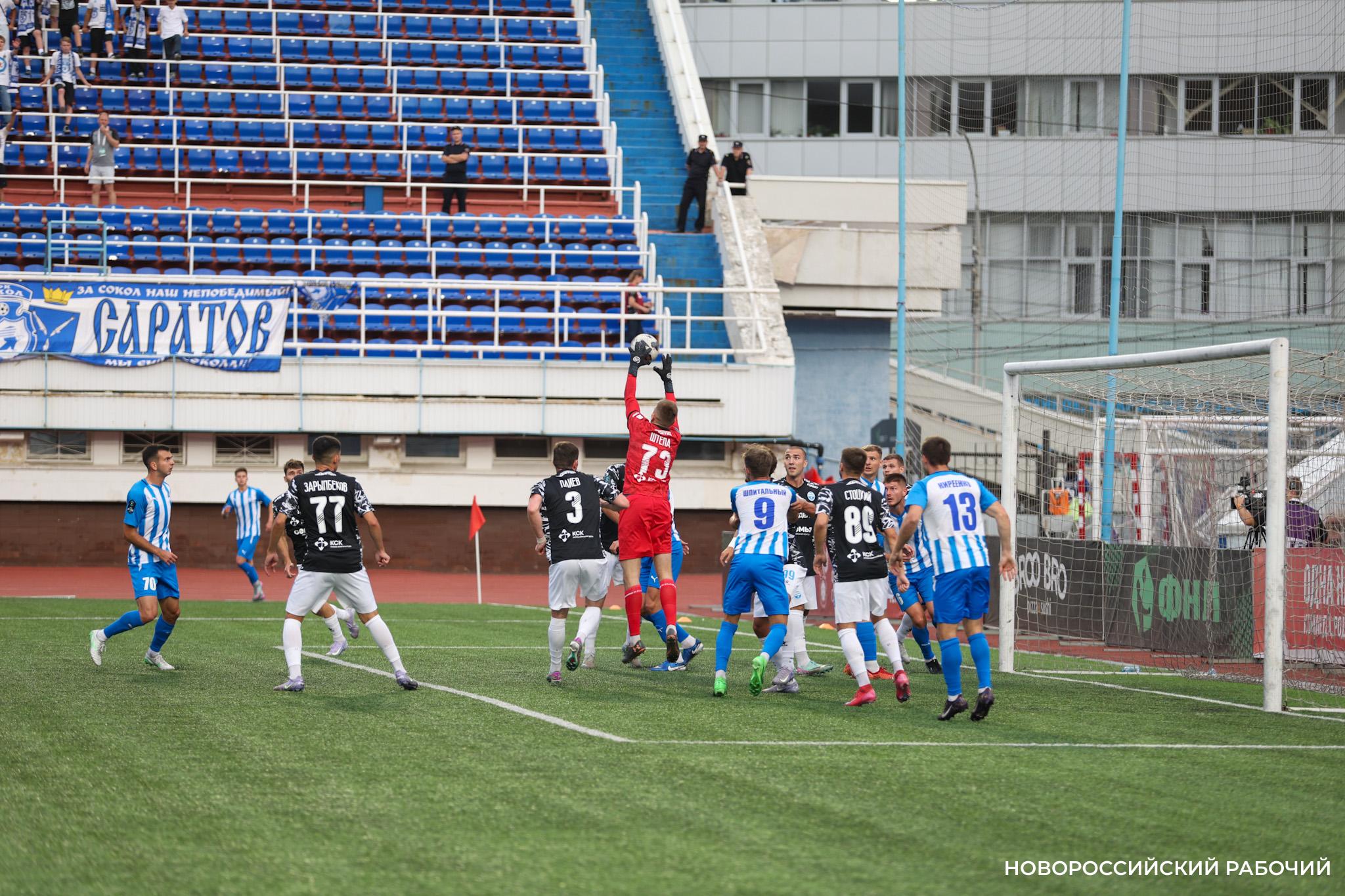 Новороссийский «Черноморец» сыграл вничью 1:1 на выезде против «Сокола»