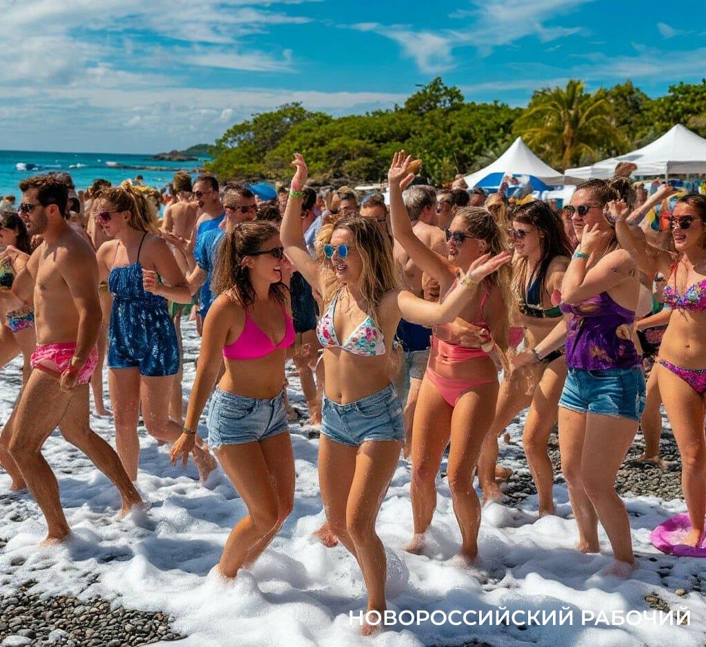 В Новороссийске выясняют подробности пенной дискотеки на Суджукской косе