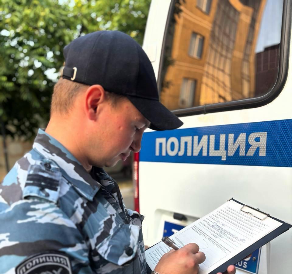 Новороссиец напал на продавца круглосуточного магазина и продолжил подвиги