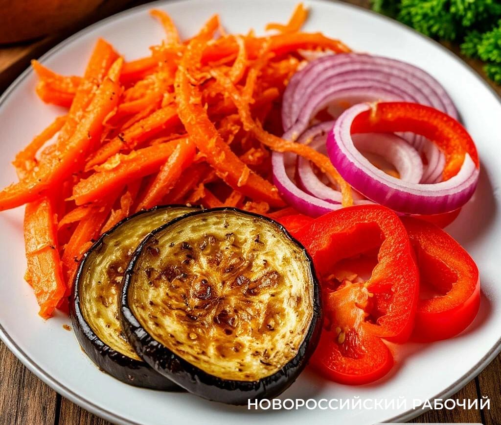 Закуска из баклажанов, моркови и болгарского перца