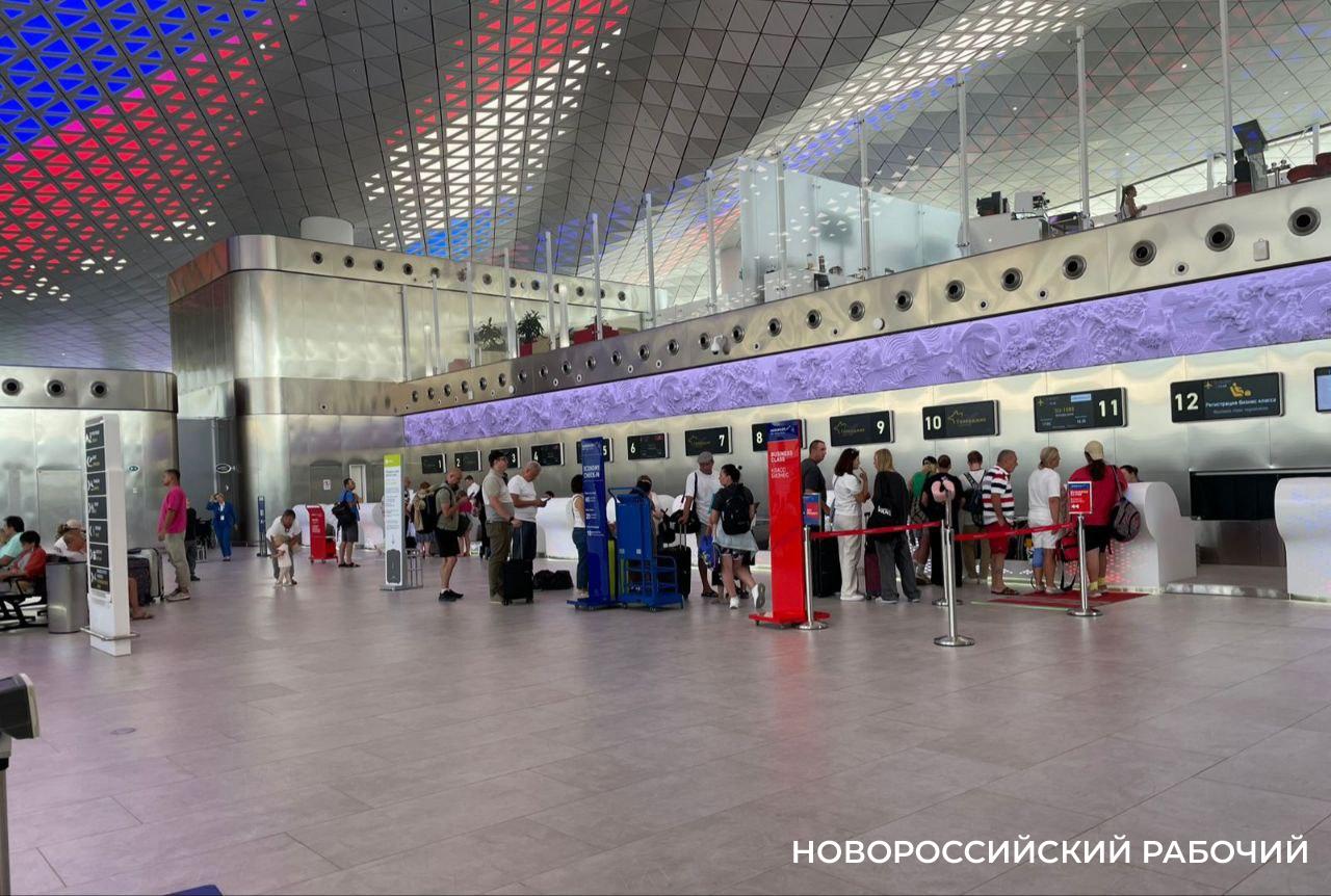 Как дешевле добраться в Новороссийск. Лететь в Краснодар или в Геленджик?