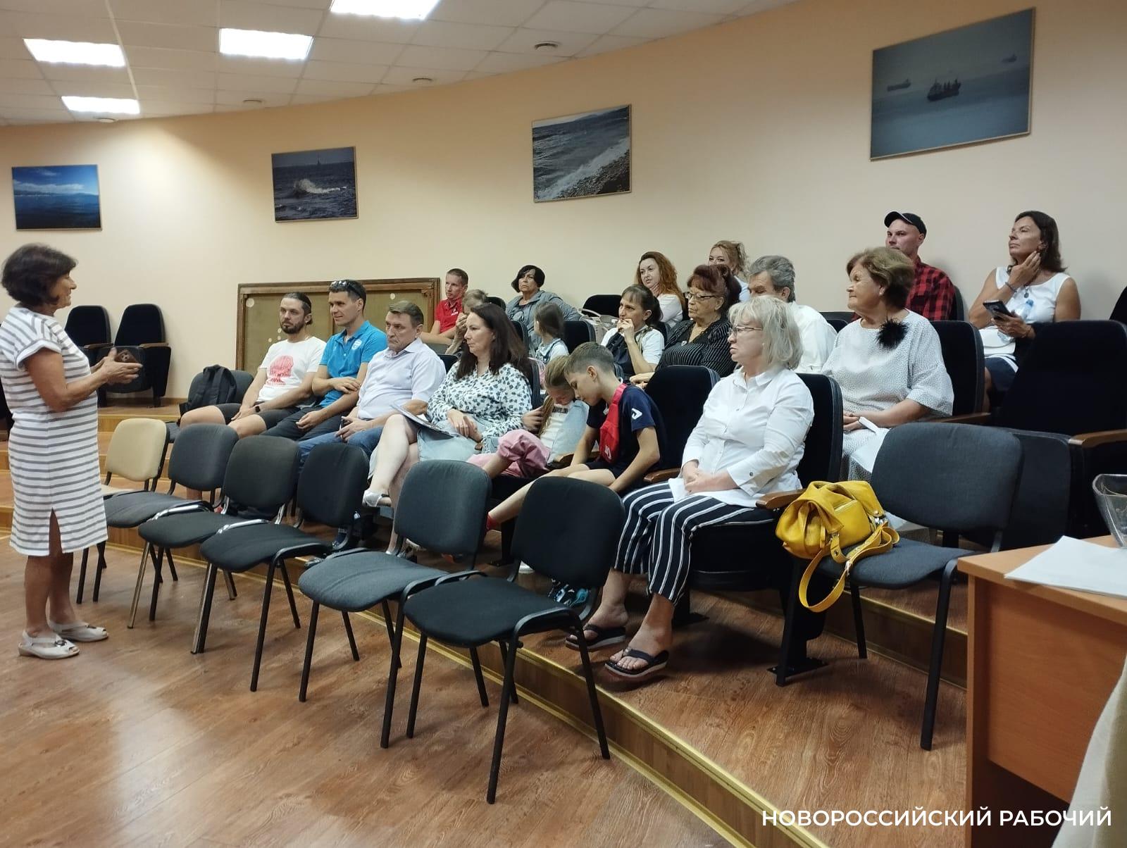 Боль, шок и слезы. Новороссийцы присоединились к акции «Экологический киноклуб»