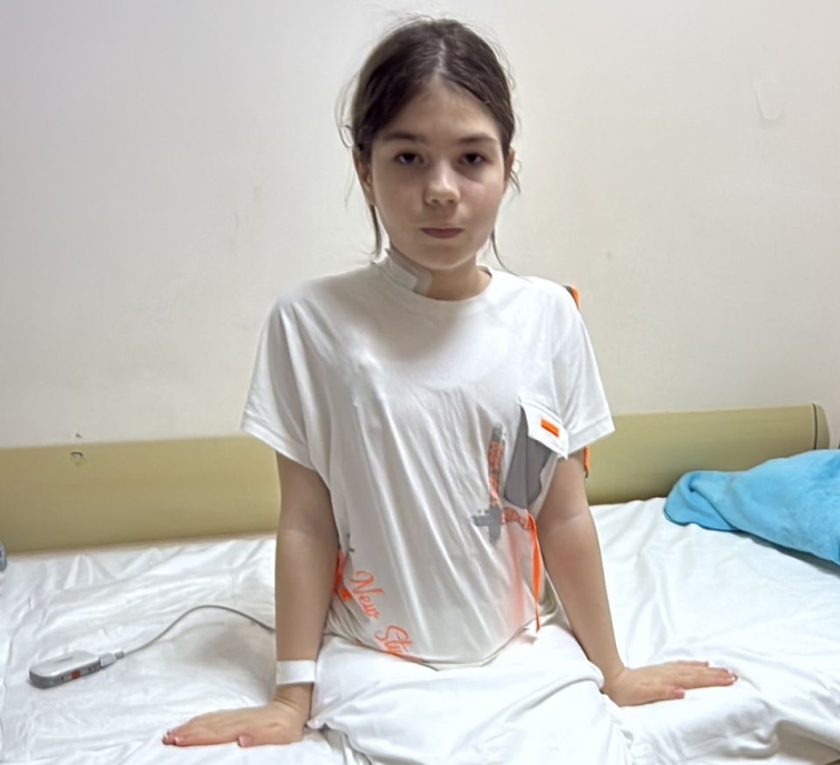 В Новороссийске собирают деньги на операцию Алисе Железняк