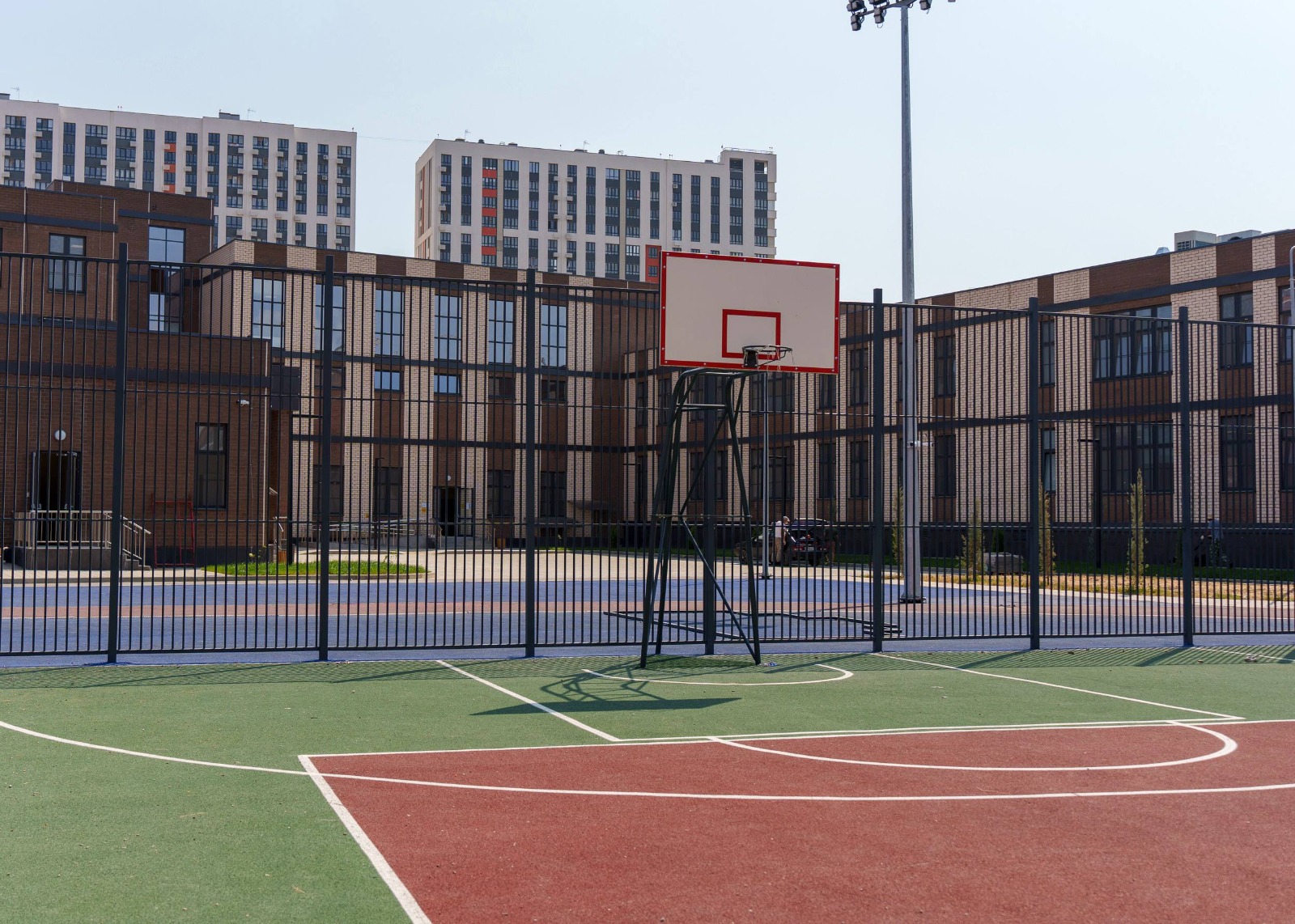 Почти пять тысяч учащихся вместят новые школы на Западном обходе