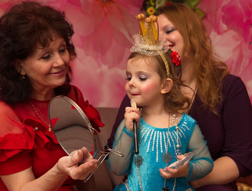 9 сентября – Международный день красоты! Сколько времени тратят на нее в Новороссийске?