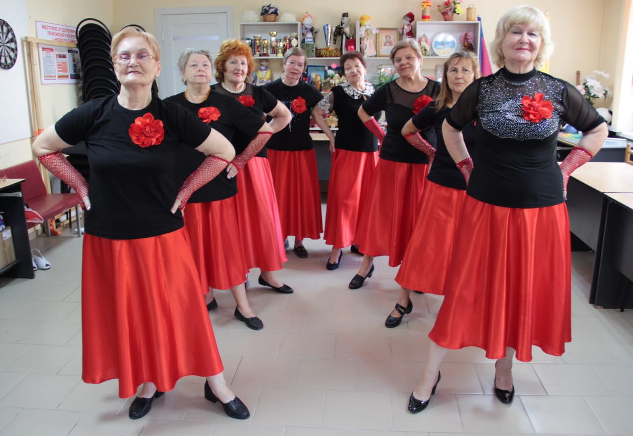 В Новороссийске пенсионерки знают, как провести свободное время с пользой для себя и общества