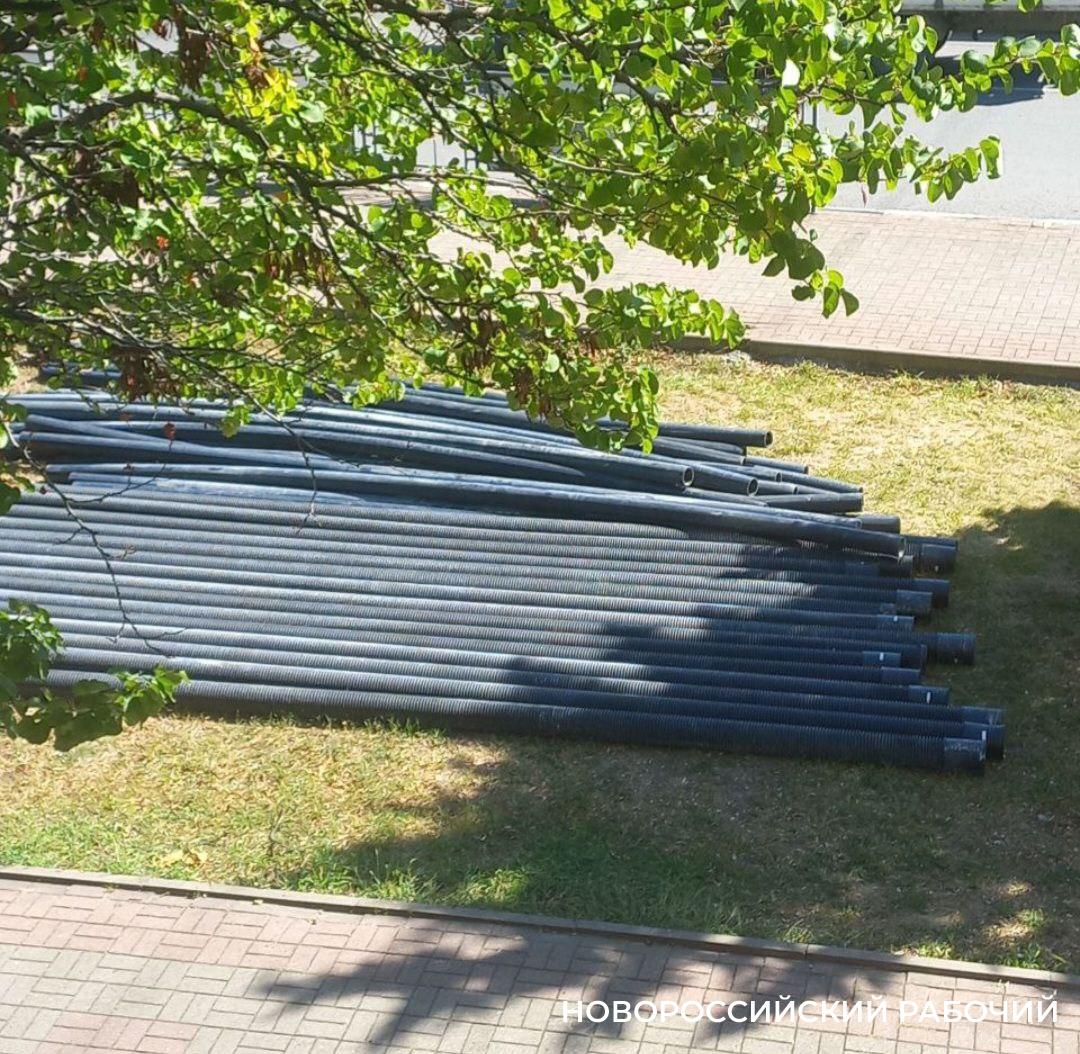 В центре Новороссийска меняют кабельную линию