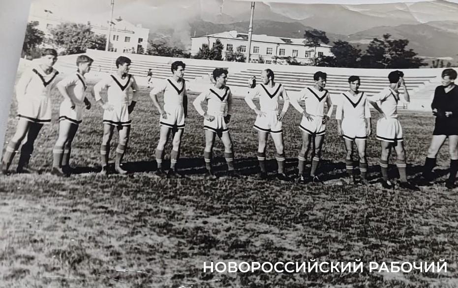 «Футбольная молодежка в Новороссийске начиналась с нас!» Вспоминает игрок легендарного «Цемента»