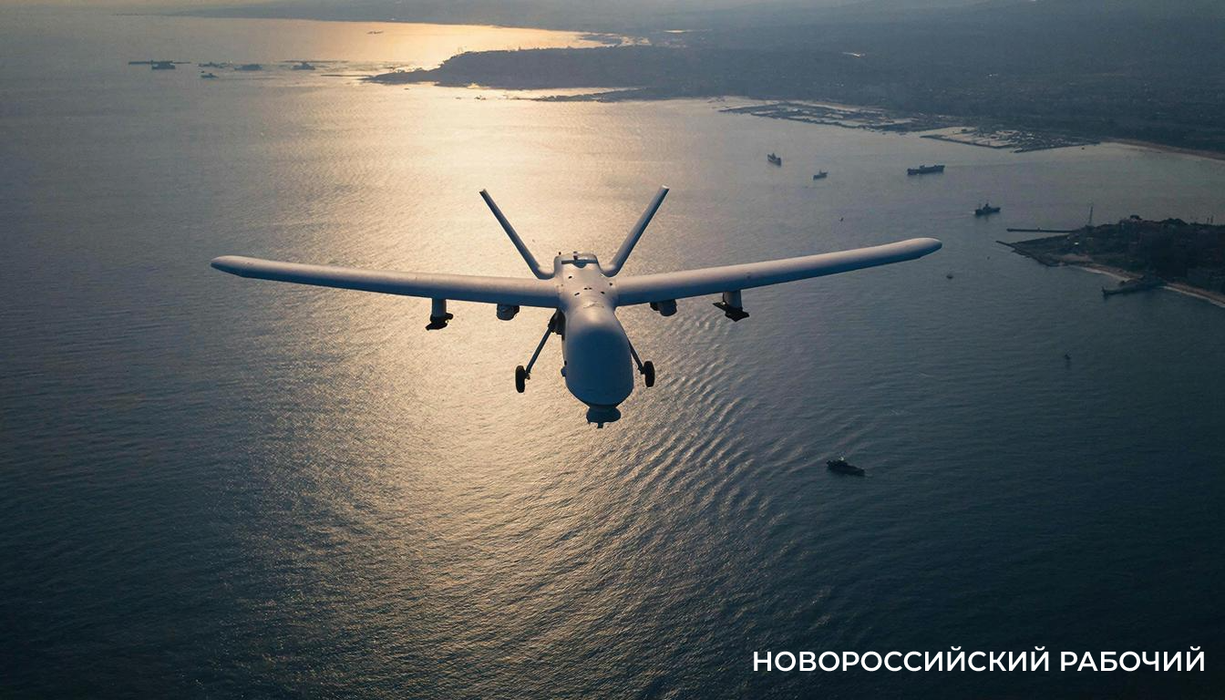 В Новороссийске отражают атаку беспилотников