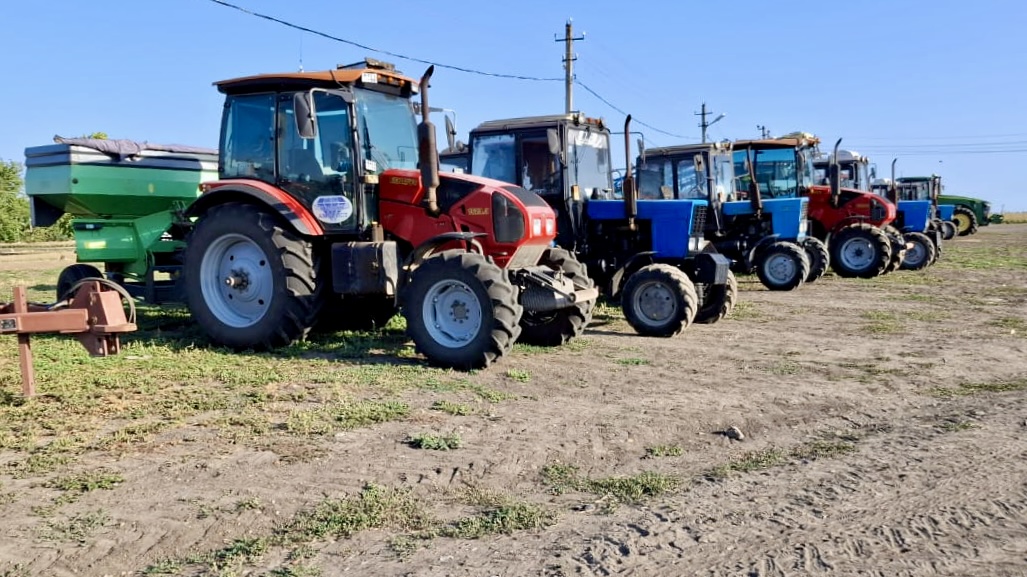 На предприятии из Новопокровского района выявили ключевые потери, влияющие на процесс обслуживания сельхозтехники
