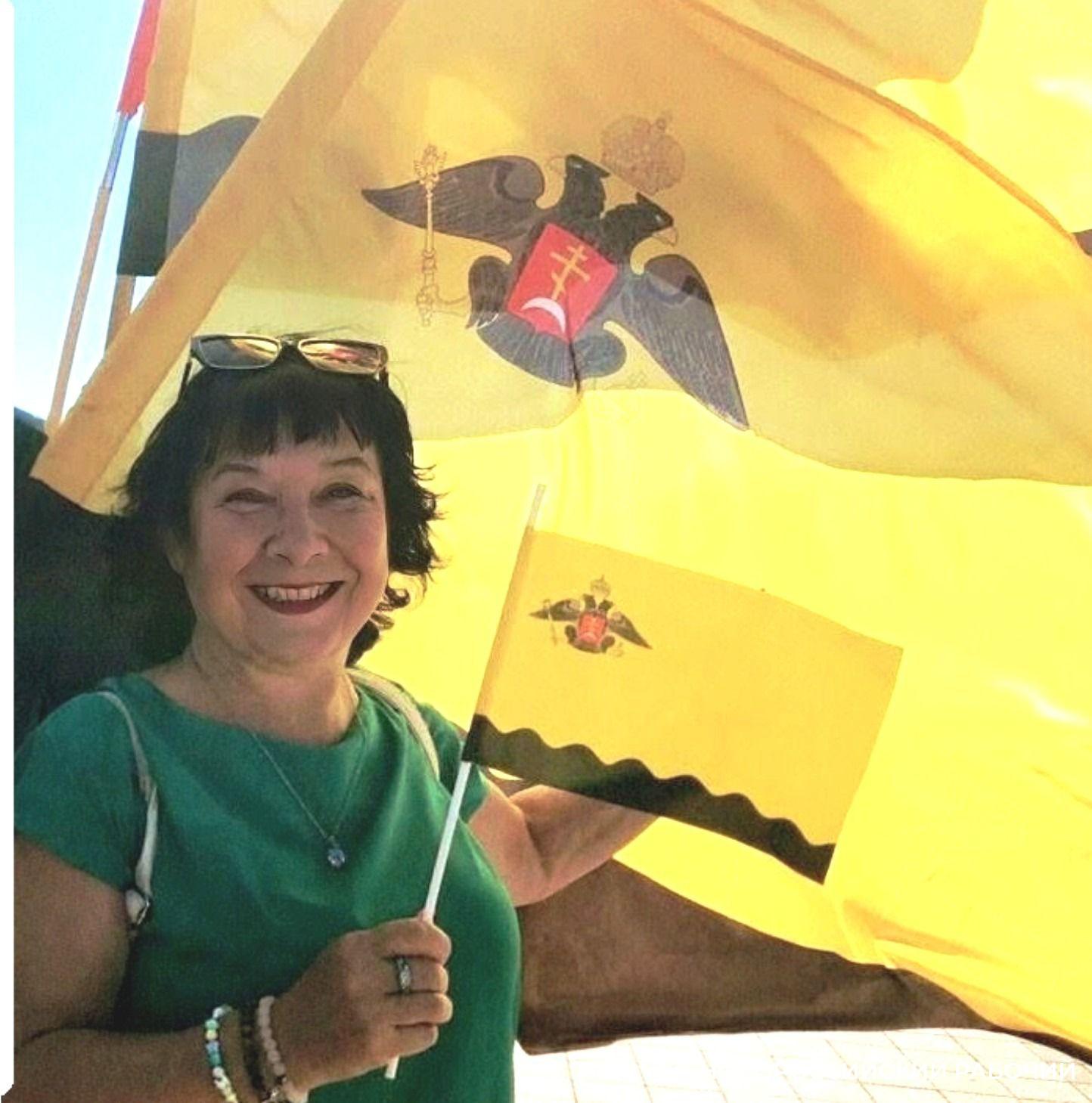 Лена Каримова и ее «Петрушки» передают традиции русского театра. Представляем кандидата на премию «Во благо Новороссийска»