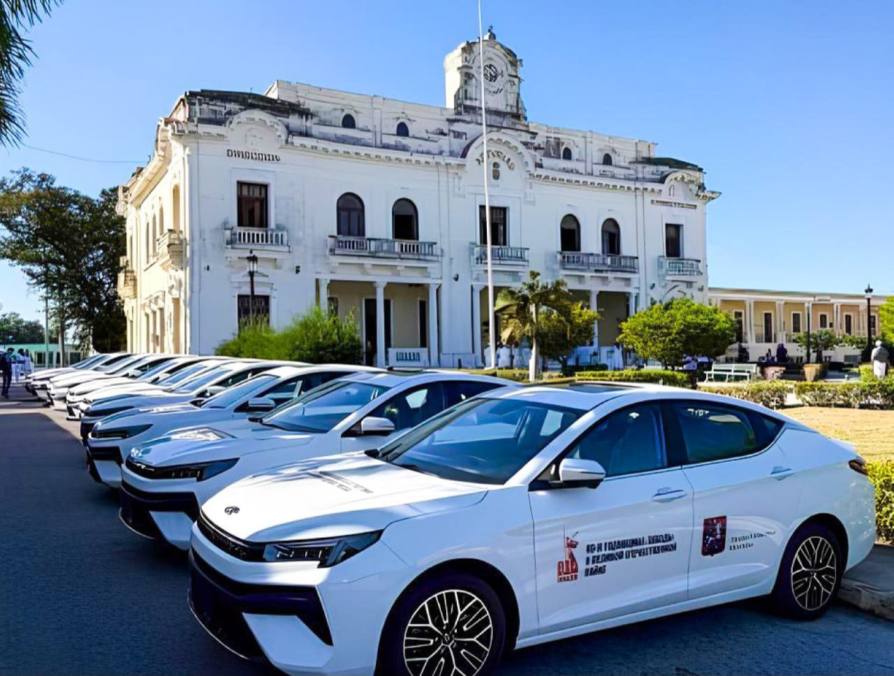 Из порта Новороссийска отправили подарок Сергея Собянина Кубе