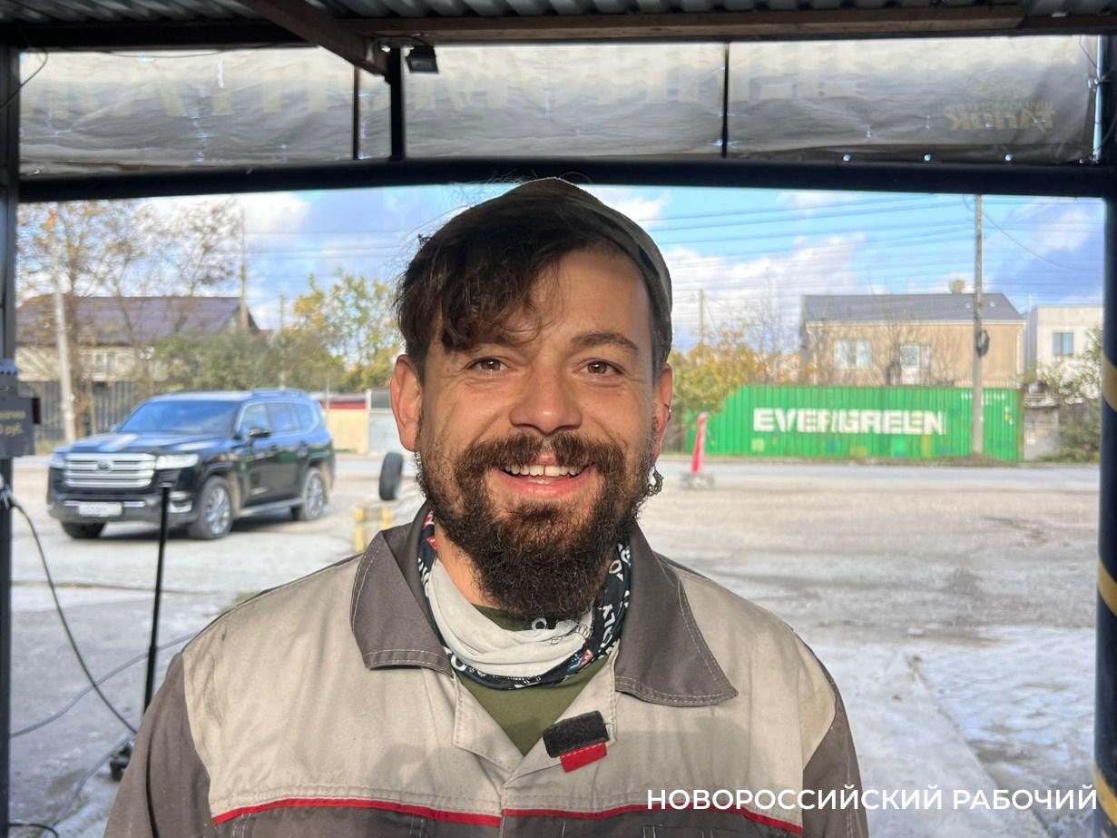 «Колёса – это жизнь»: история успеха новороссийского мастера шиноремонта