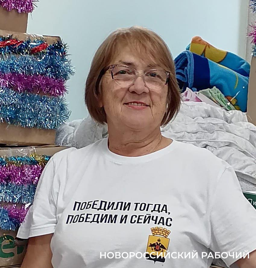 Валентина Минакова учит плести маскировочные сети. Представляем кандидата на премию «Во благо Новороссийска»