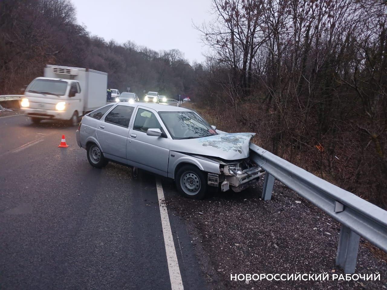 Ребенок выжил,  а мама не спаслась. Подробности смертельных ДТП в Новороссийске
