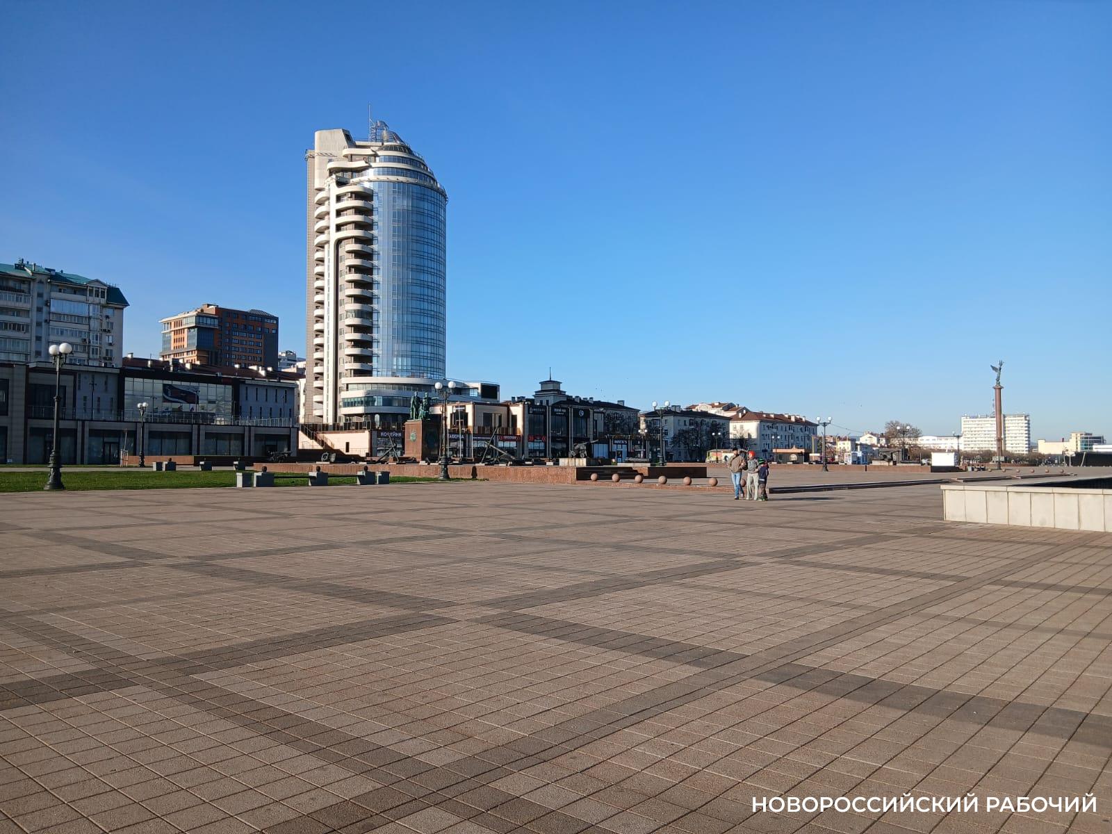 В Новороссийске утром отменили угрозу БПЛА