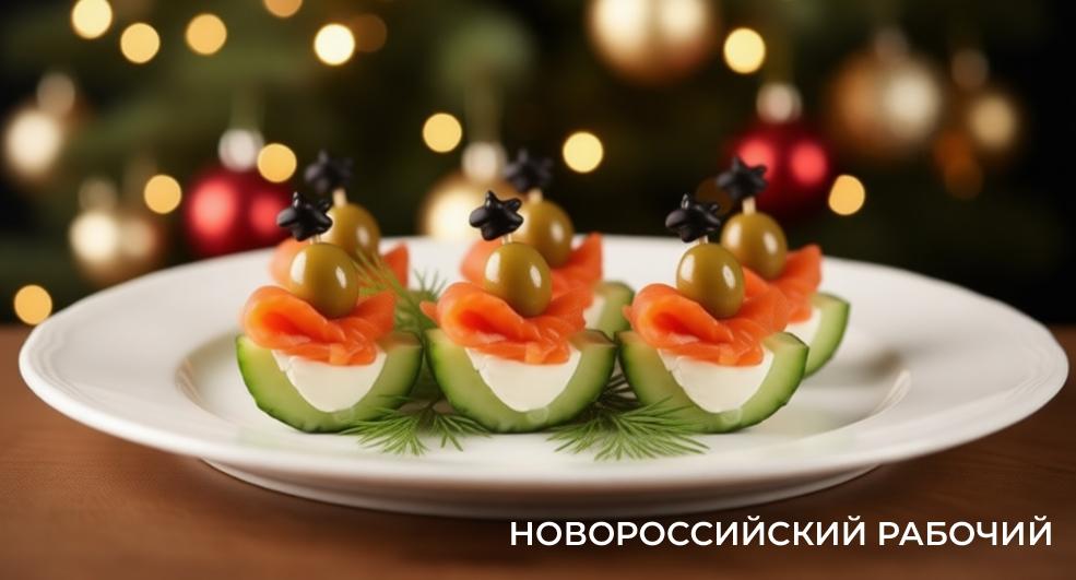 Канапе с семгой, огурцом и оливкой «Новогодняя ладья» – элегантная свежесть за праздничным столом