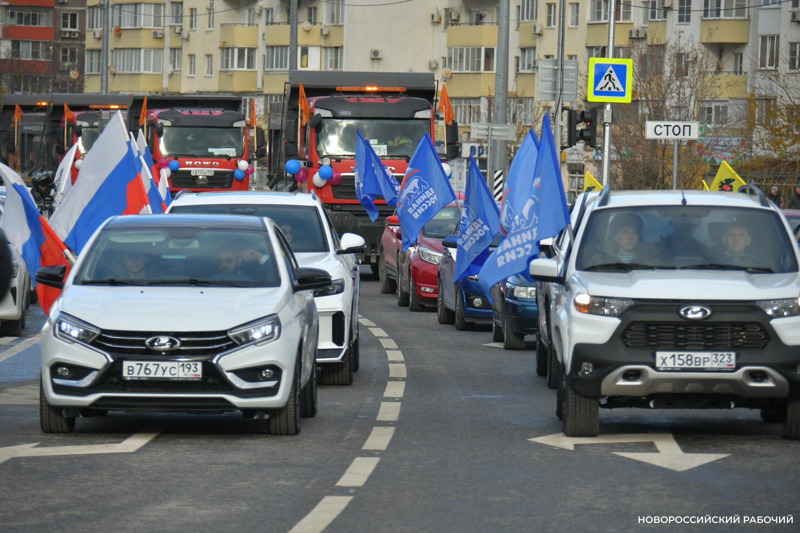В Новороссийске открыли транспортную развязку. Обкатываем. Привыкаем