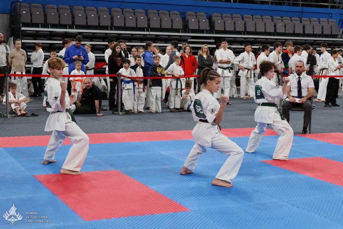 Юные каратисты из Новороссийска привезли победы с Урала