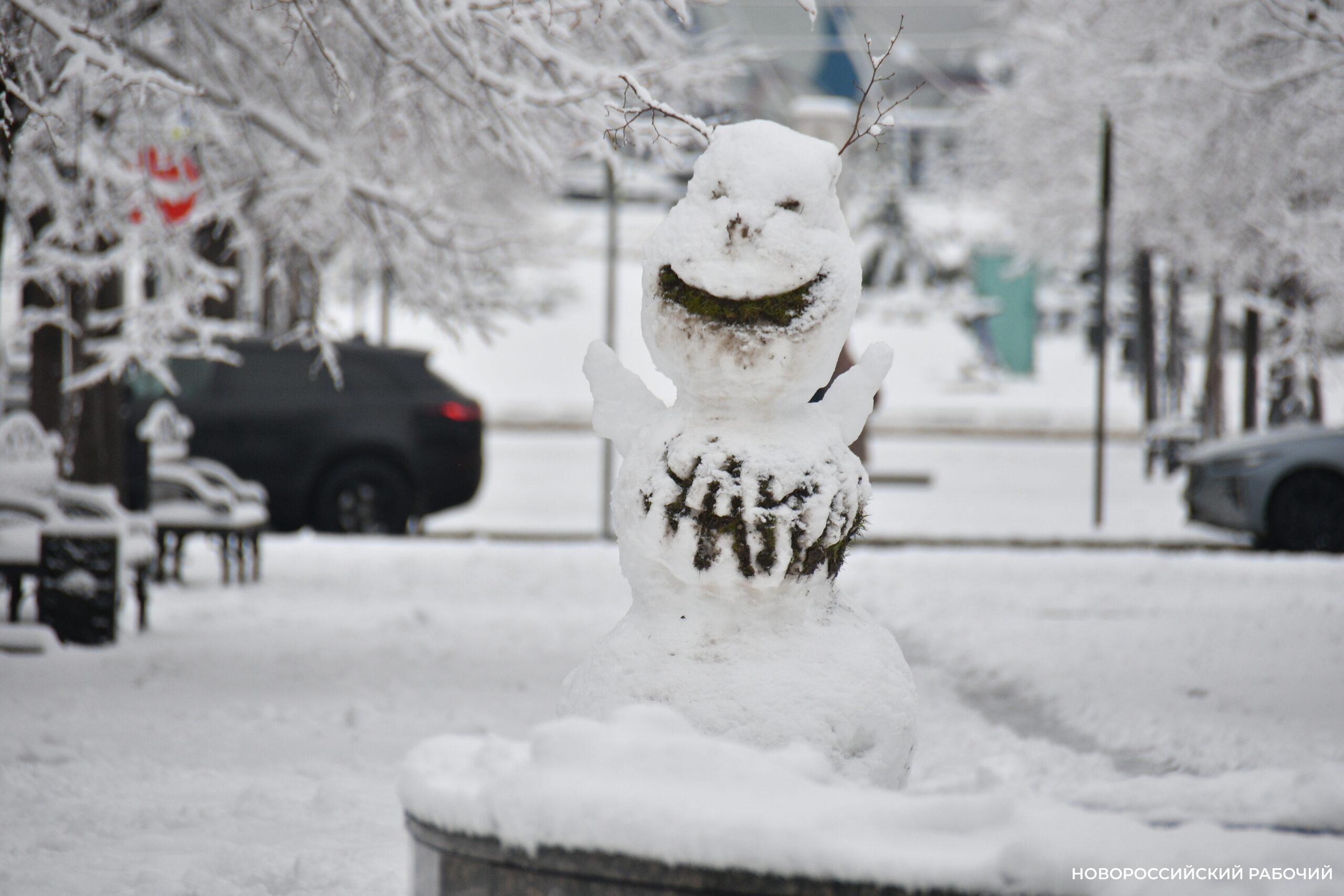 Новороссийск пользуется моментом и лепит баб! Фоторепортаж «НР»