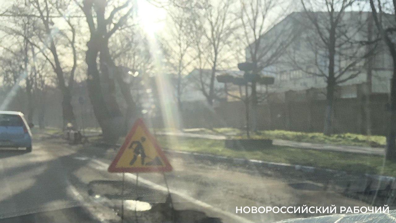 В Новороссийске претензии к дорожникам те же, что и в 1946 году. Почему за 80 лет ничего не изменилось?