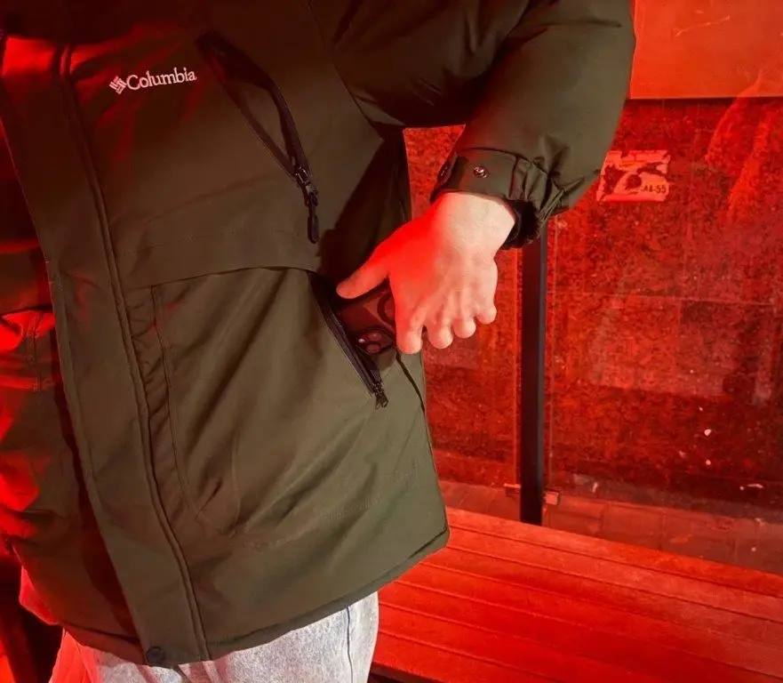 Пытался помирить, а потом украл. Как в Новороссийске «ушёл» телефон