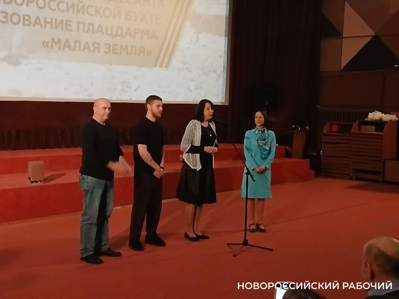 В Новороссийске прошла премьера фильма «Легендарный ДОТ «Сарайчик». В создании помог ИИ