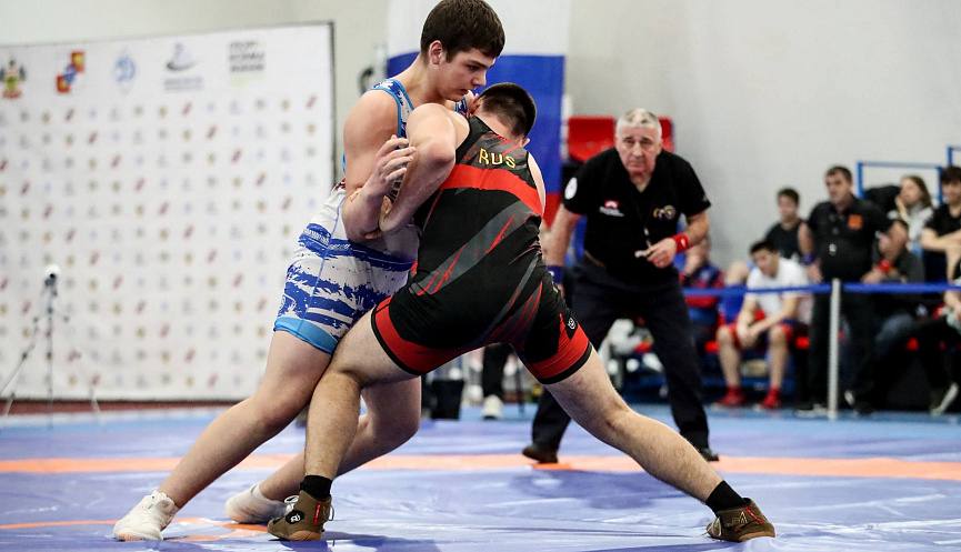Новороссийский борец  завоевал путевку на первенство России