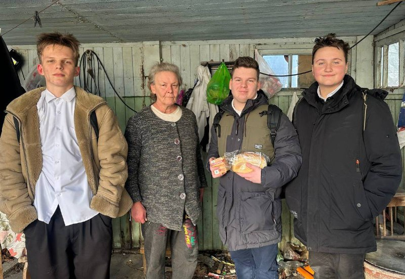 В Новороссийске входит в моду тимуровское движение!