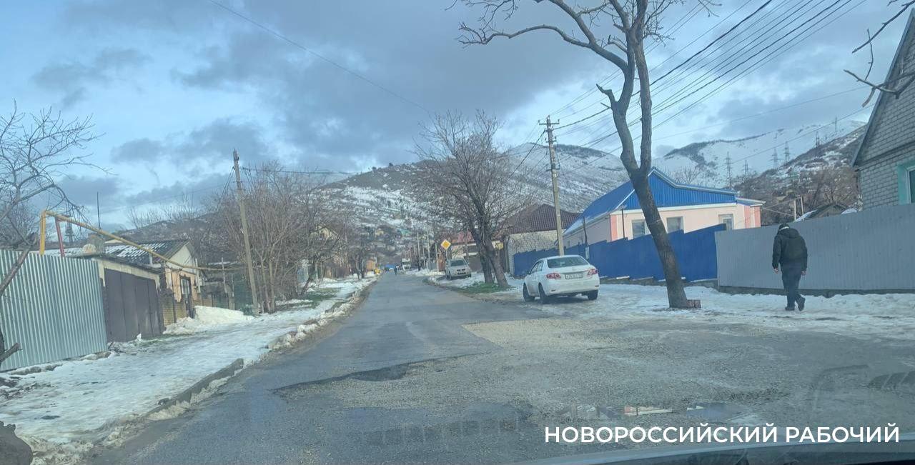 В Новороссийске перенесли сроки восстановления  улицы после аварий на ТГВ