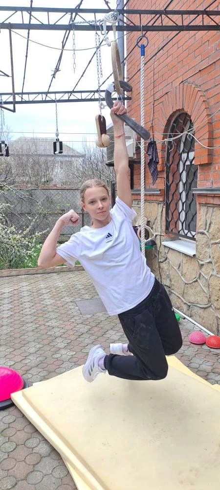 В Новороссийске родился свой ниндзя! Болеем за 14-летнюю Верону-участницу экстрим-шоу на СТС