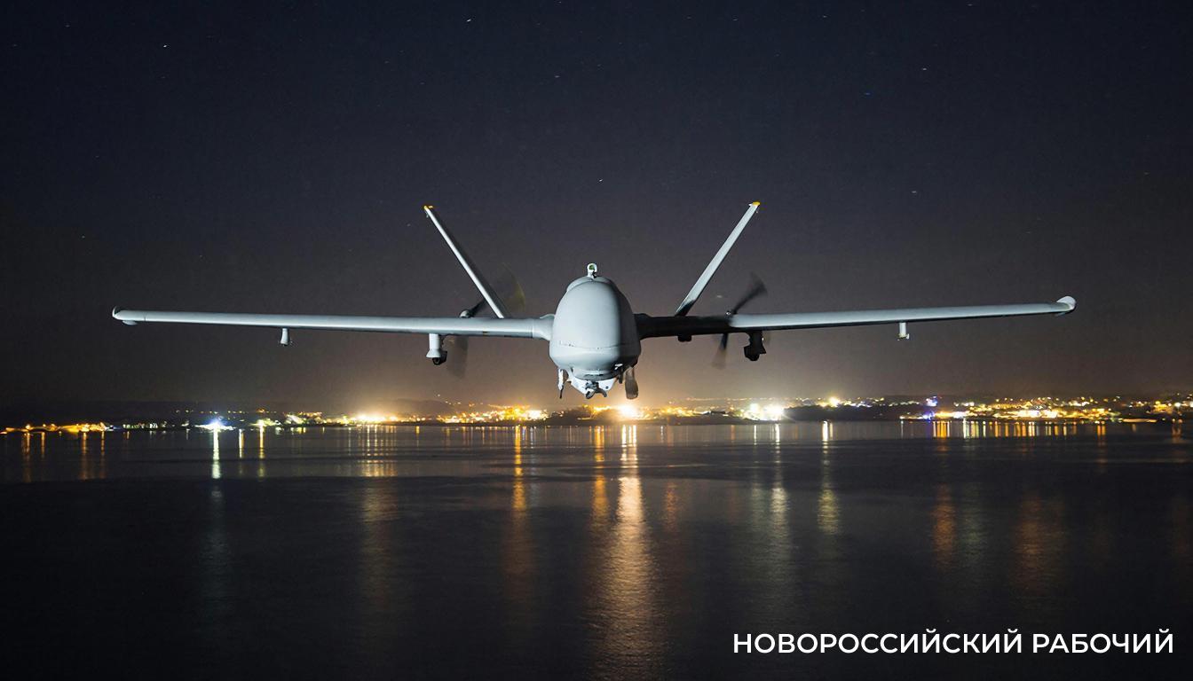 Новороссийск атаковали с утра до утра: есть пострадавший