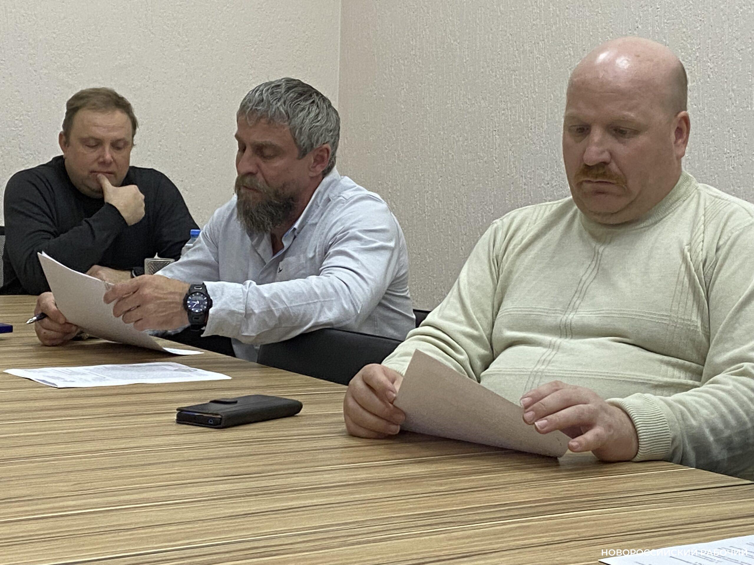 Водители маршруток не «видят» пенсионеров на остановках