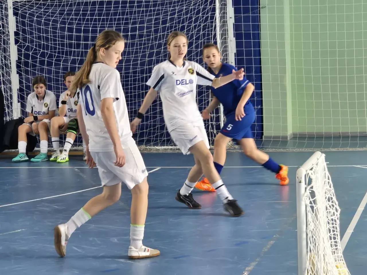 Новороссийские футболистки выиграли серебро первенства края по микрофутзалу