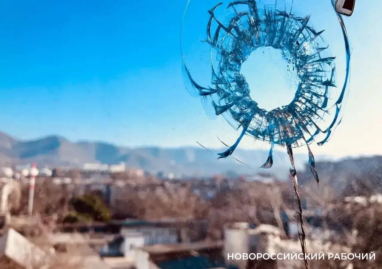 До 114 увеличилось в Новороссийске число домов, поврежденных во время атаки ВСУ