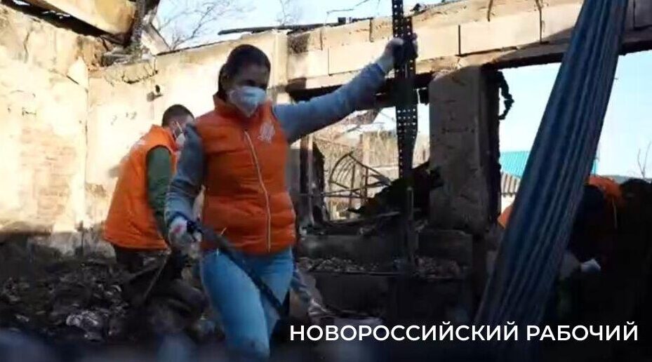 В Новороссийске завершили уборку города после атаки ВСУ 1-2 марта