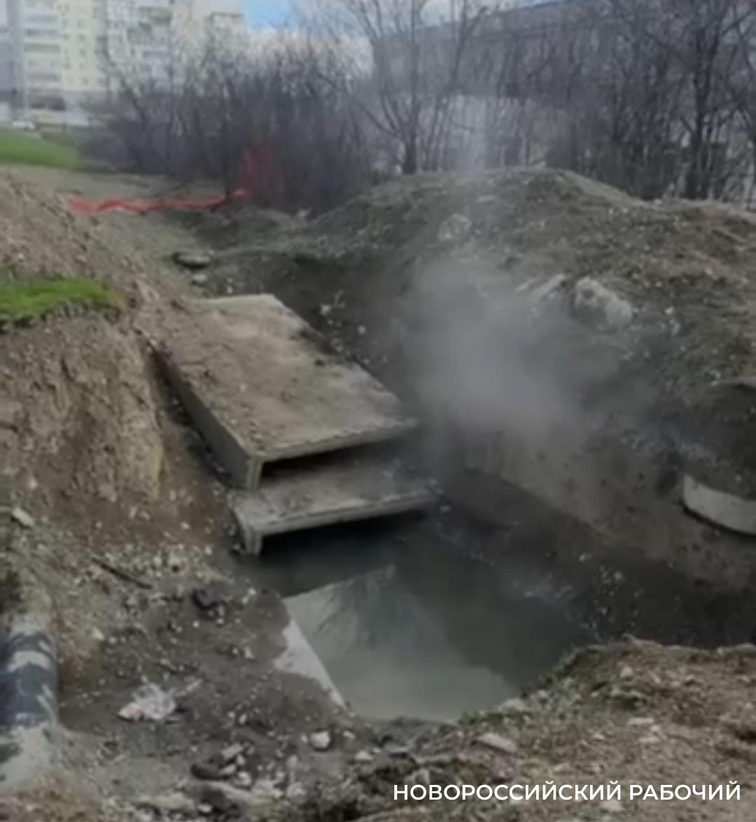 В Новороссийске отметят годовщину «термального источника» в брошенной АТЭК канаве