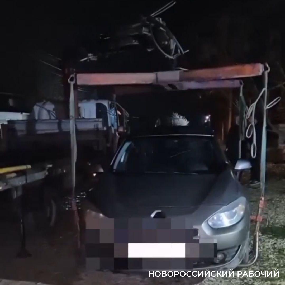 В пригороде Новороссийска рулят без прав