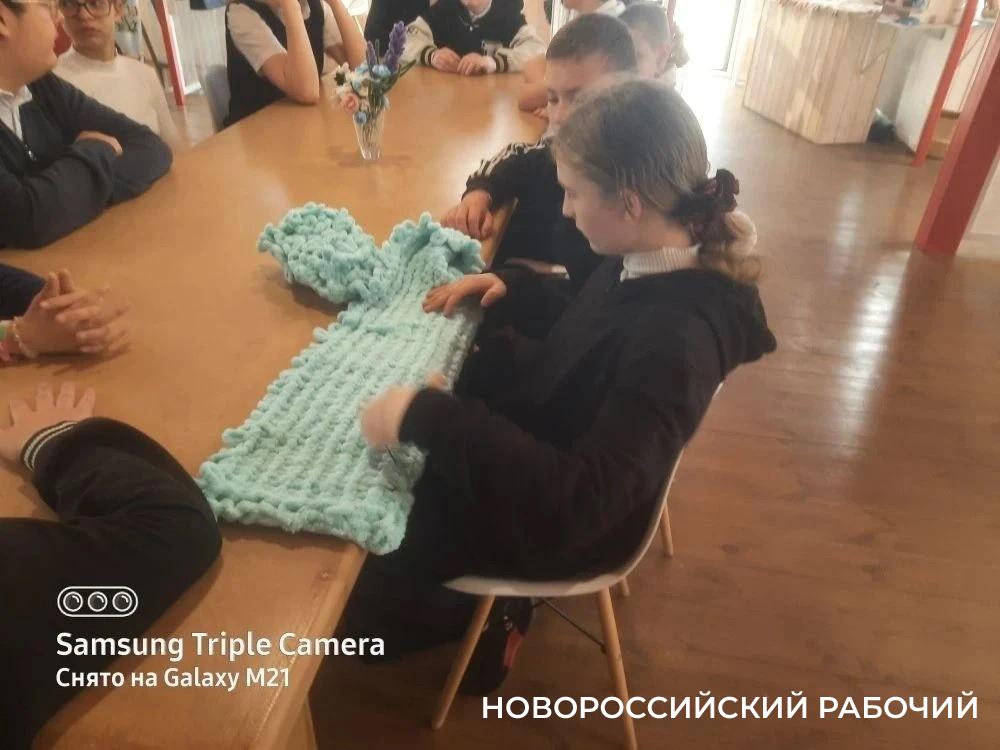 На предприятиях Новороссийска готовы принять особенных молодых людей