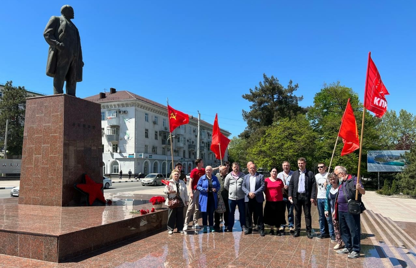 Новороссийский комсомолец – о Ленине и о себе