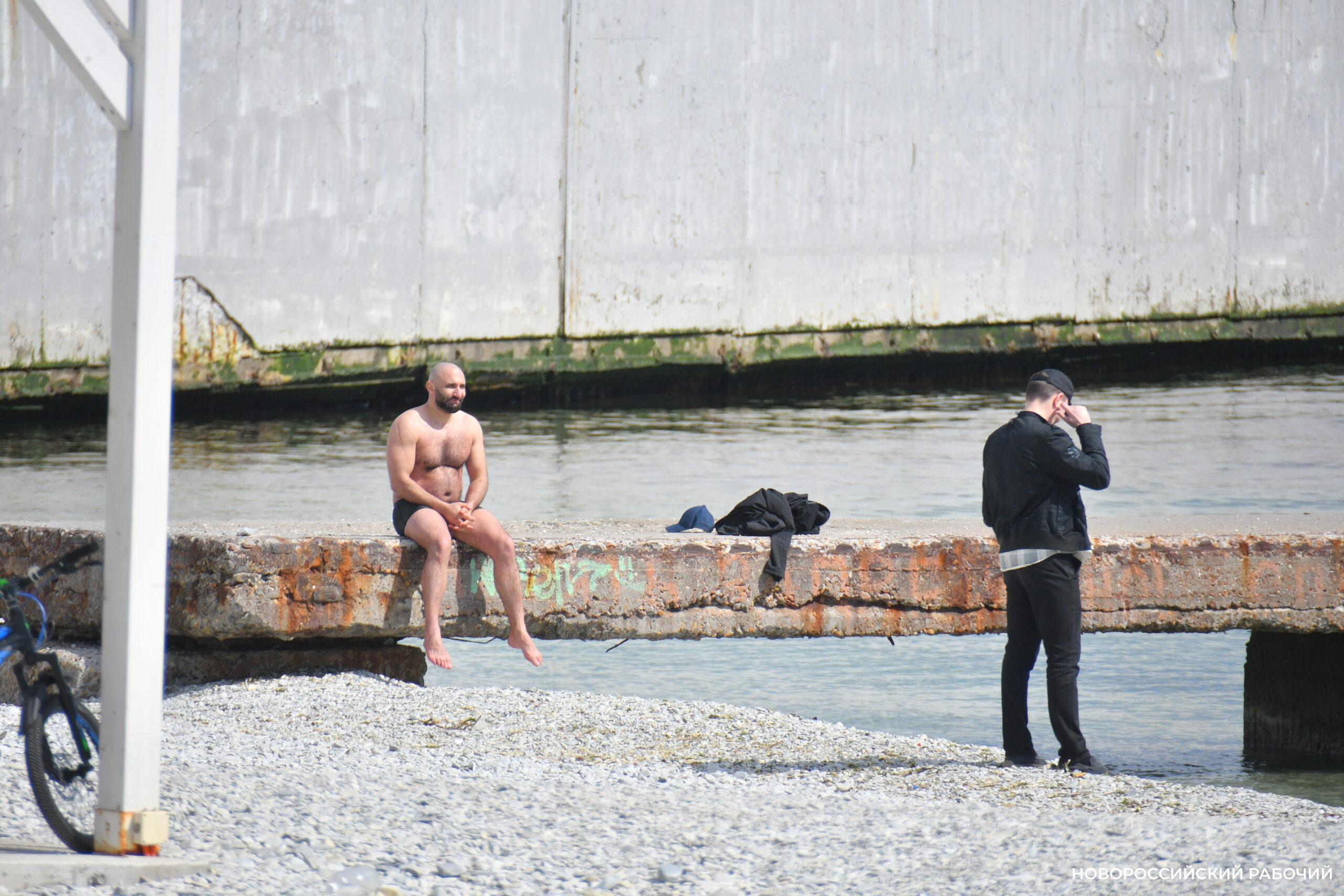 Прогулка по набережной Новороссийска настраивает на лето и отпуск. Фоторепортаж «НР»