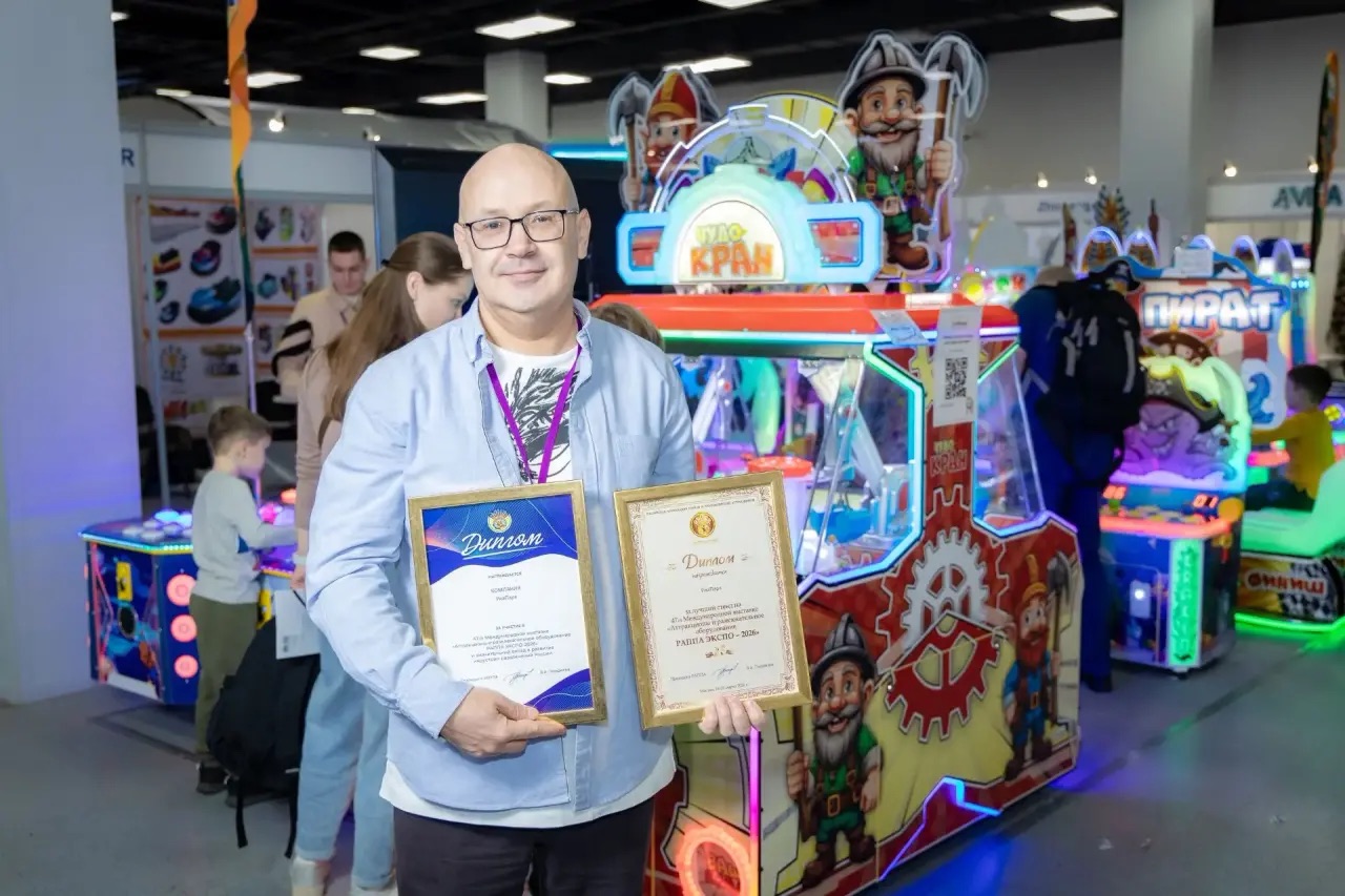 В Новороссийске сотрудники компании по производству игровых автоматов «впадают в детство» прямо на работе